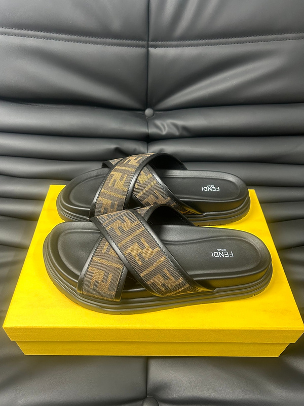 Fendi Slippers Mens ID:20250629-223